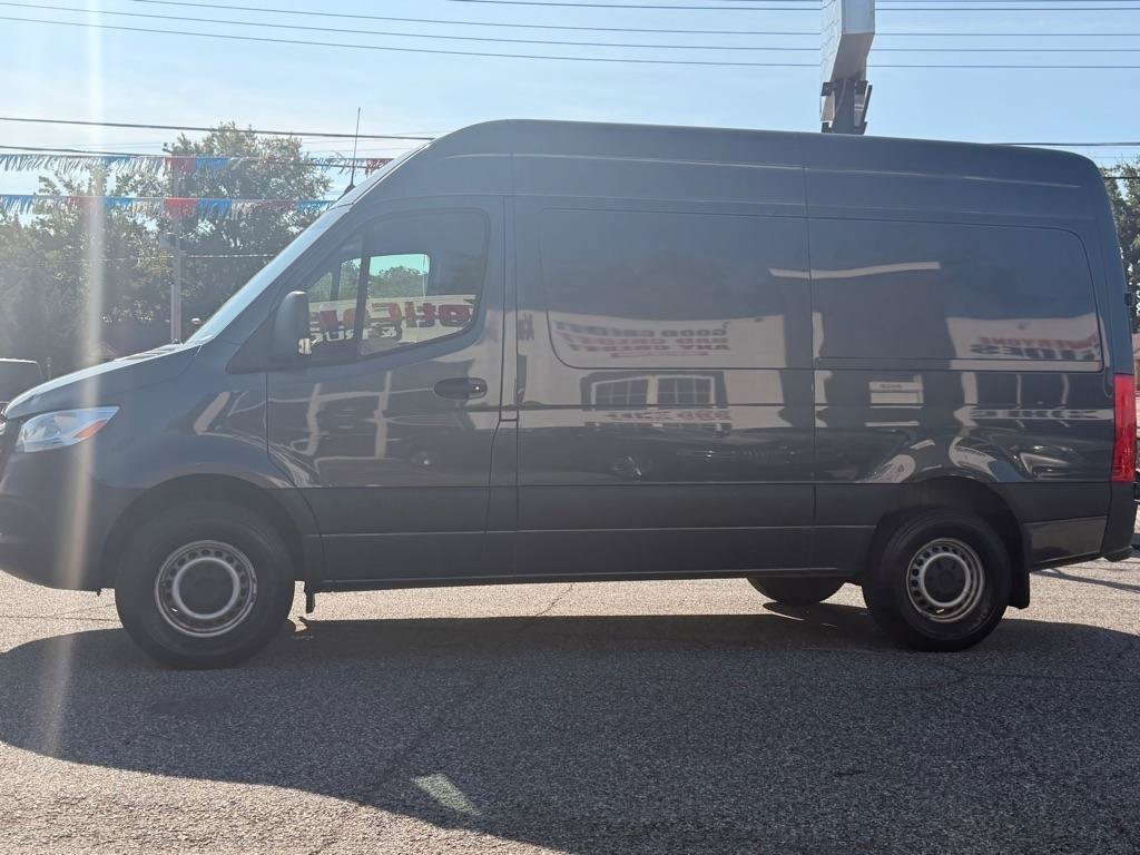 Used 2020 Mercedes-Benz Sprinter 2500 image 6