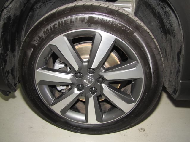 Certified 2025 Honda Pilot Touring image 26