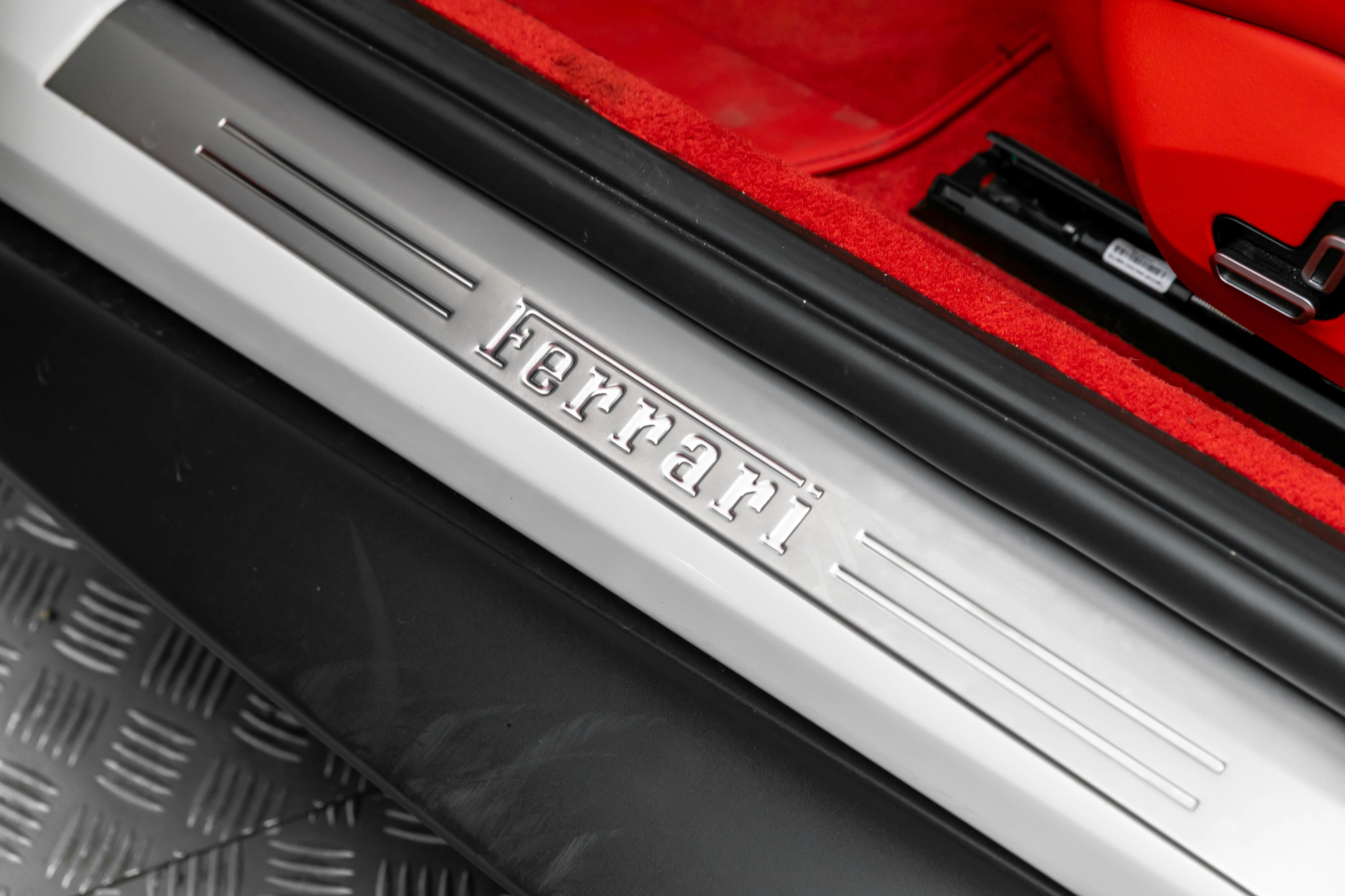 Certified 2022 Ferrari Roma image 17