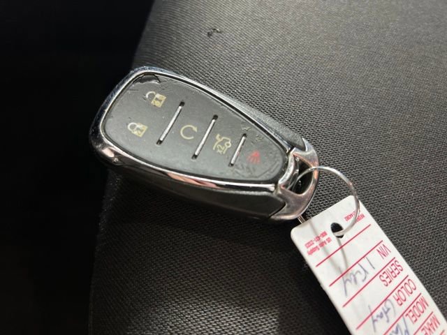 Used 2023 Chevrolet Malibu LT image 25