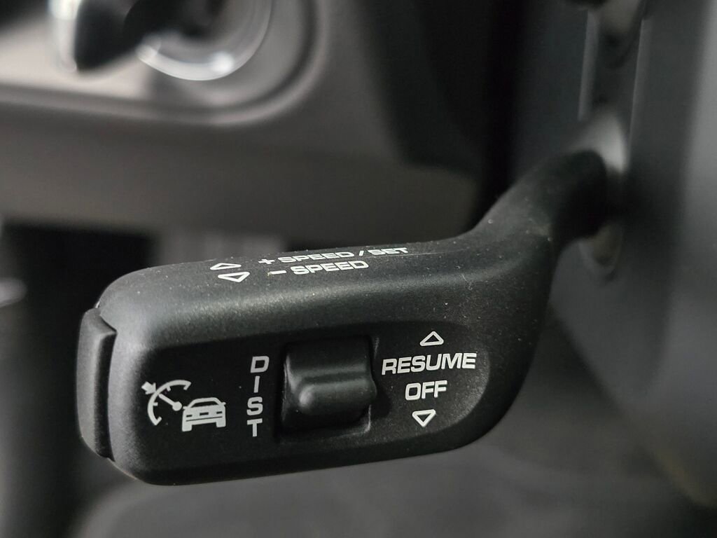 New 2026 Porsche Macan S image 39