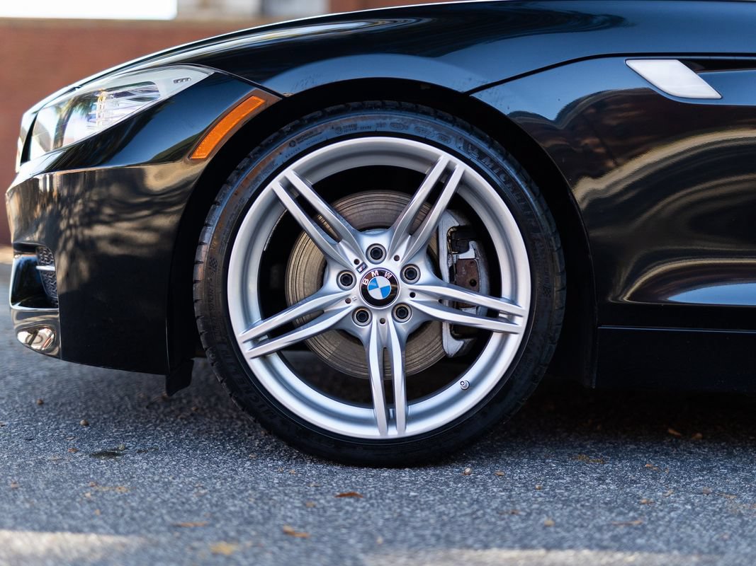 Used 2011 BMW Z4 sDrive35is RWD image 12