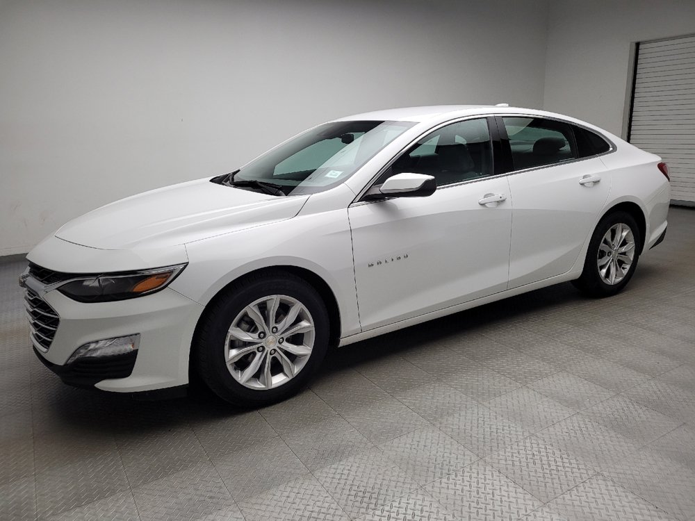 Used 2020 Chevrolet Malibu LT FWD image 2