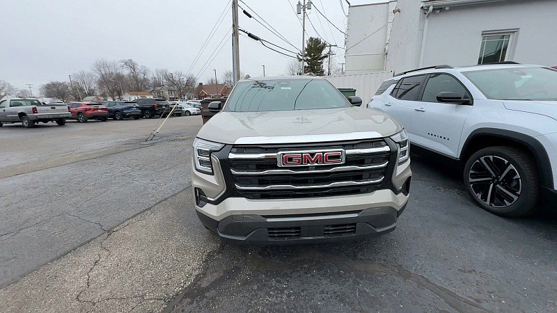 New 2026 GMC Terrain Elevation w/ Elevation Premium Package image 2