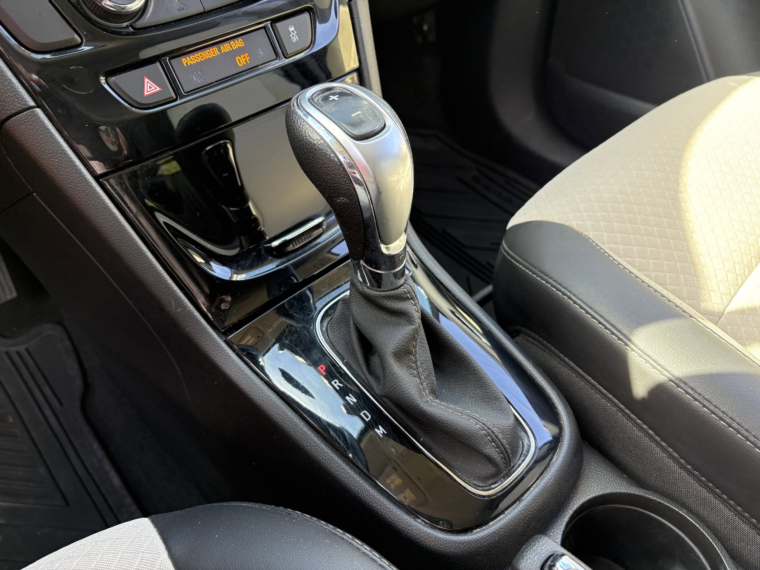 Used 2022 Buick Encore Preferred w/ Safety Package image 19
