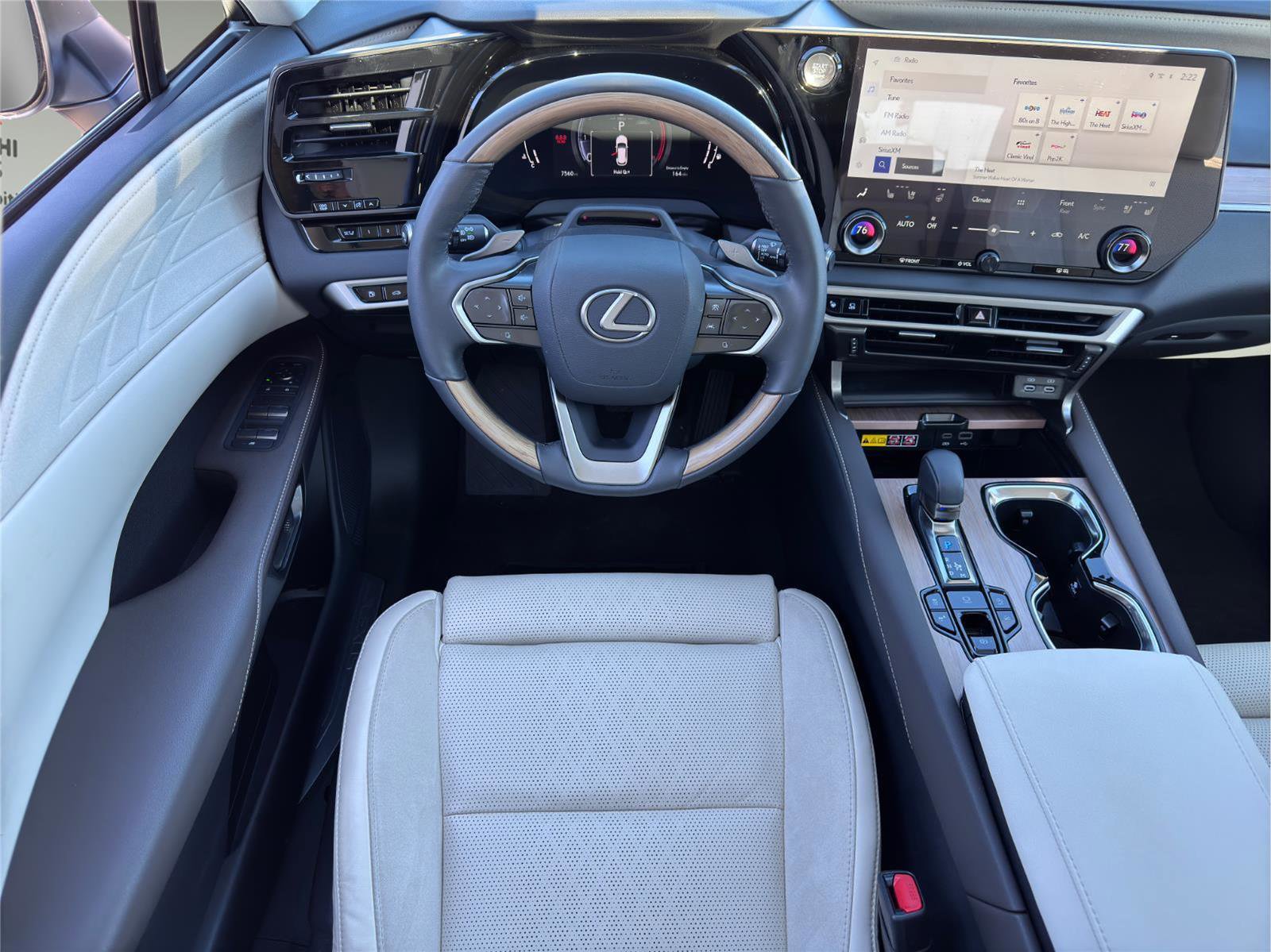 Used 2023 Lexus RX 350 w/ Accessory Package (Z1) image 20