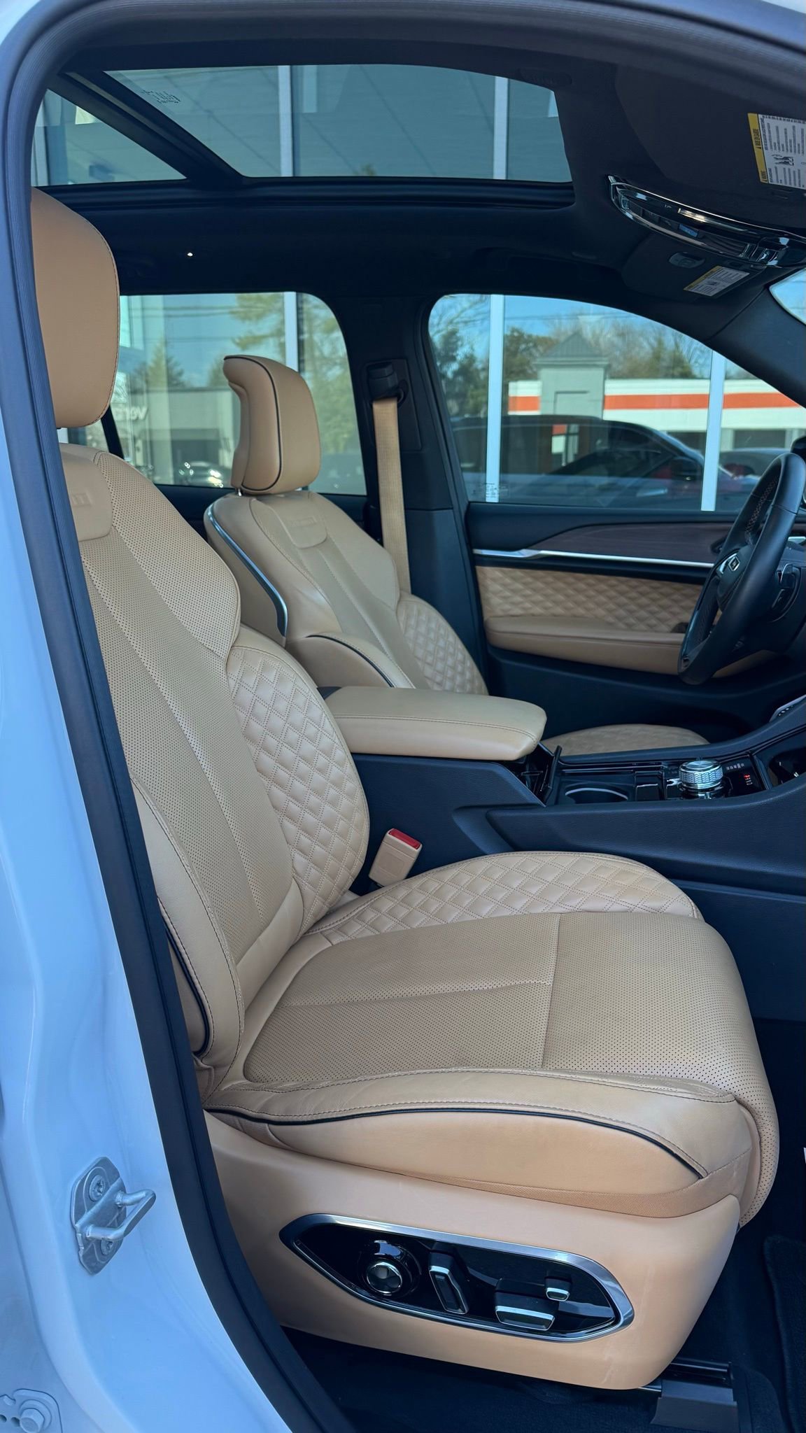 Used 2022 Jeep Grand Cherokee Summit image 14