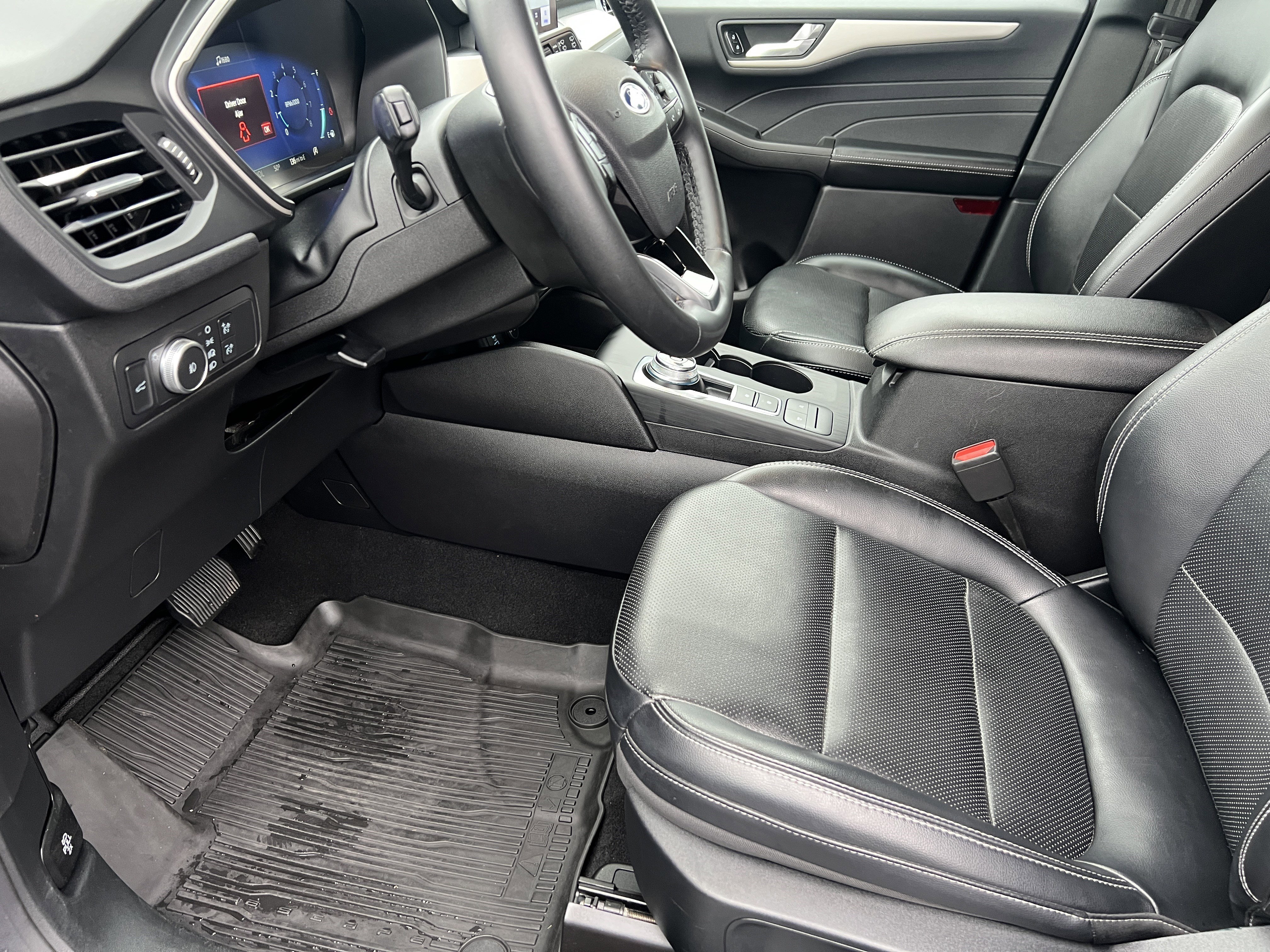 Used 2021 Ford Escape SEL w/ Technology Package image 14