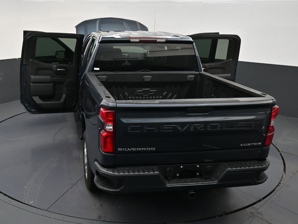 Used 2019 Chevrolet Silverado 1500 Custom w/ Custom Value Package RWD image 32
