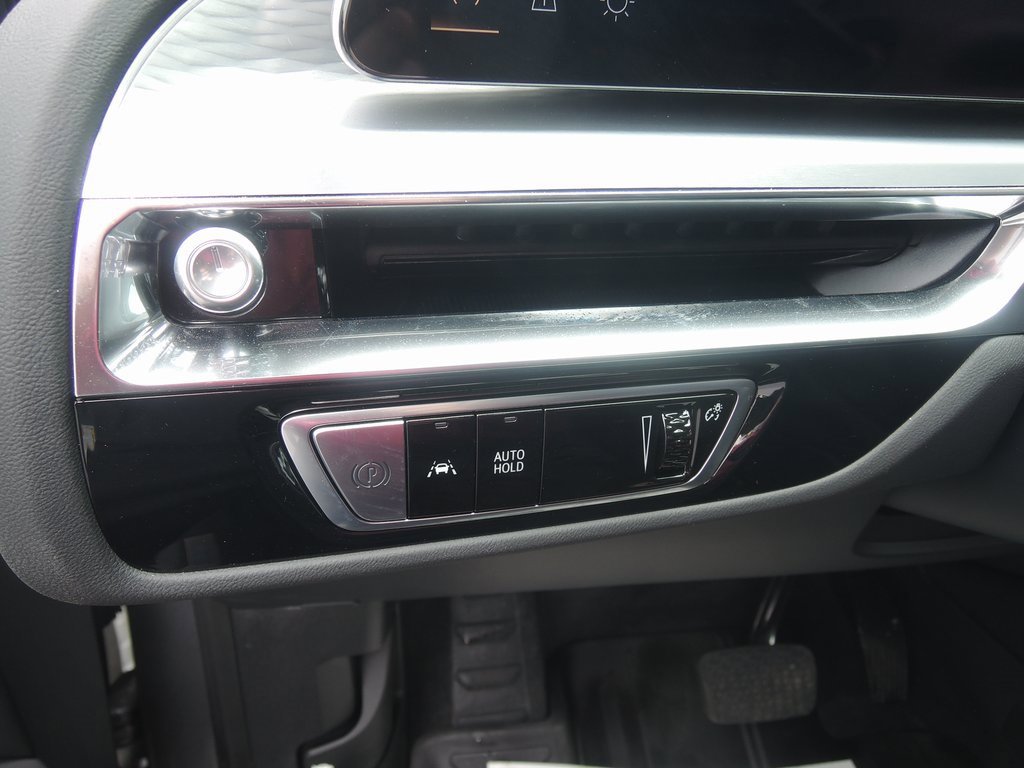 Used 2024 Cadillac Lyriq Luxury w/ LPO, Floor Liner Package image 27