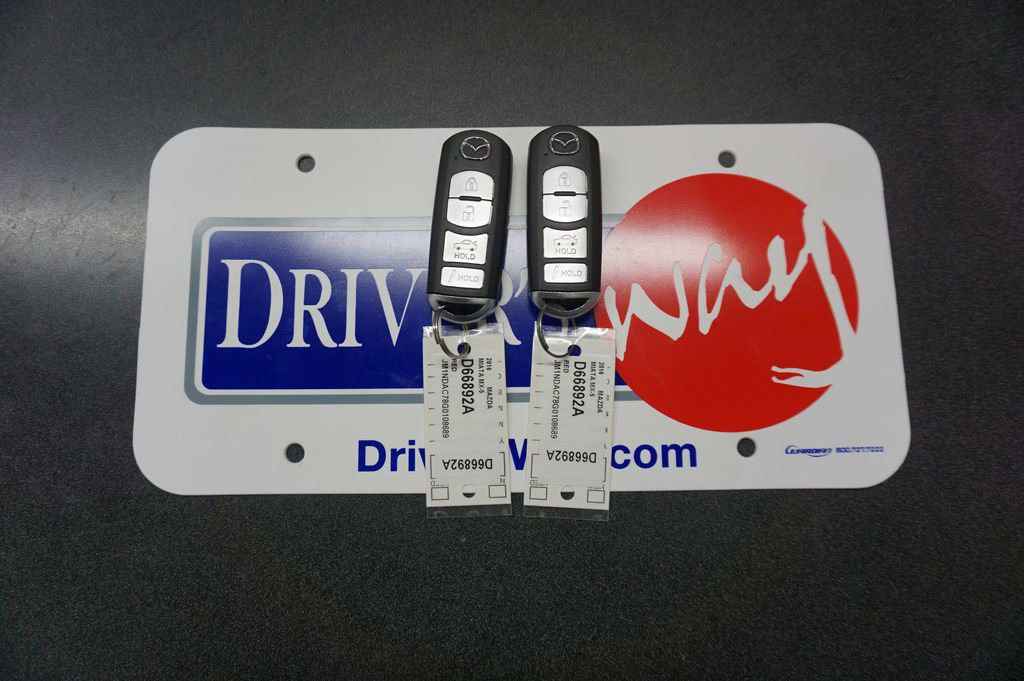 Used 2016 MAZDA MX-5 Miata Club w/ Brembo/BBS Package image 14