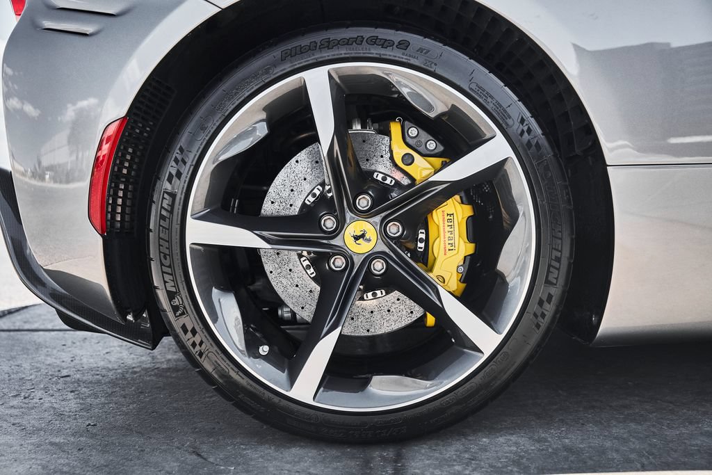 Used 2021 Ferrari SF90 Stradale AWD/4WD image 28