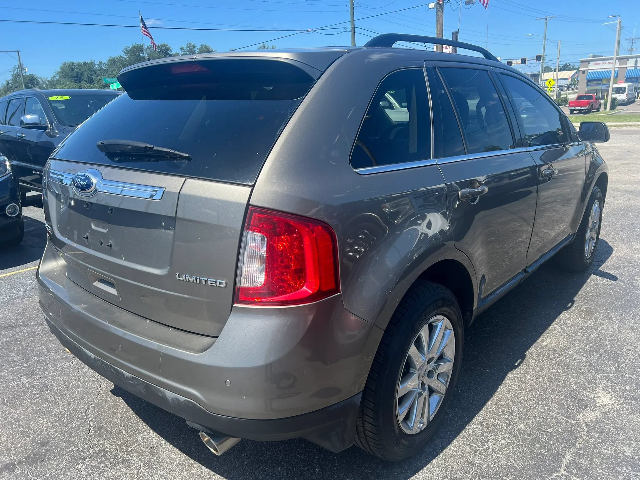 Used 2013 Ford Edge Limited FWD image 5