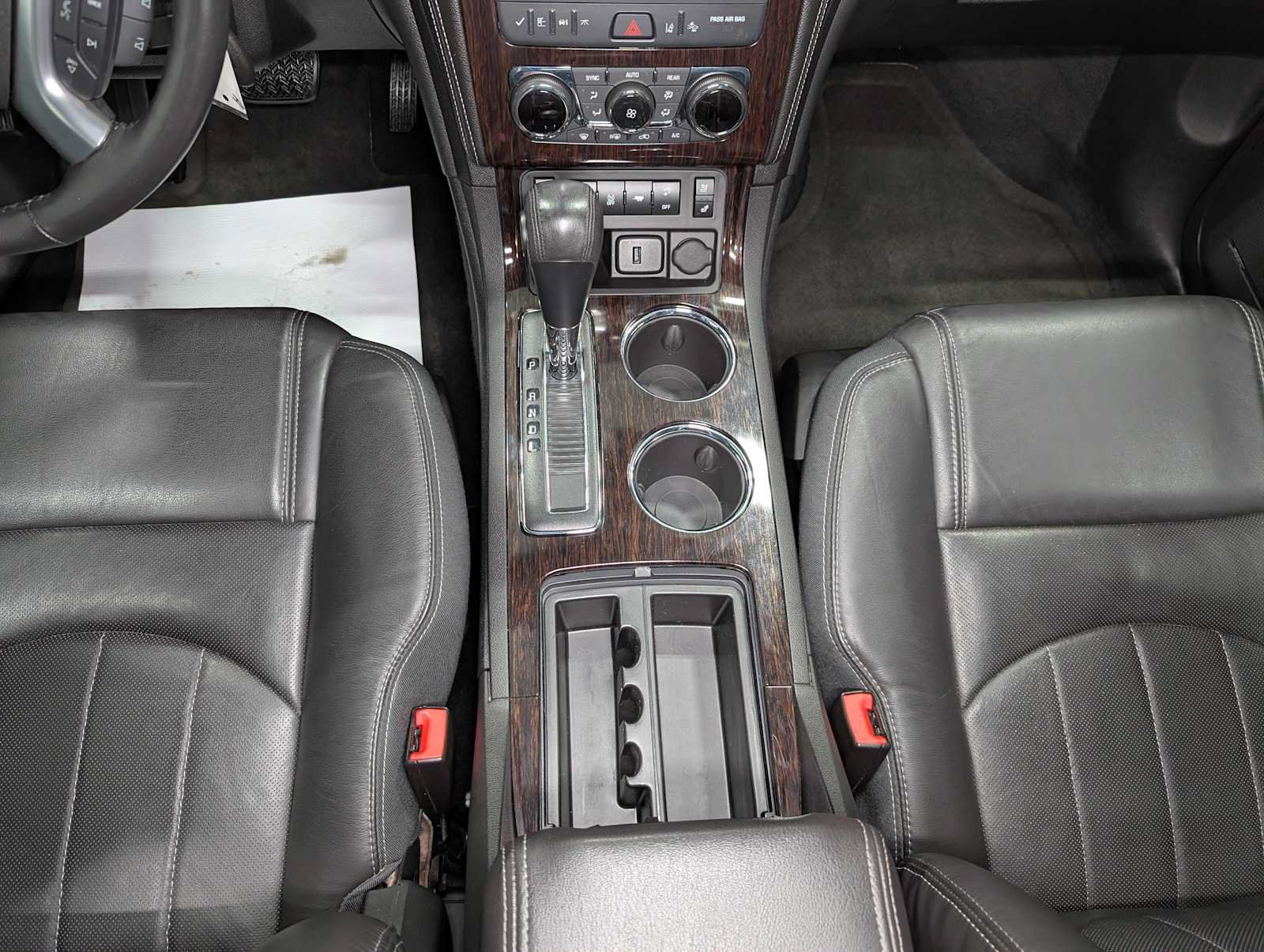 Used 2017 Chevrolet Traverse Premier AWD/4WD image 23