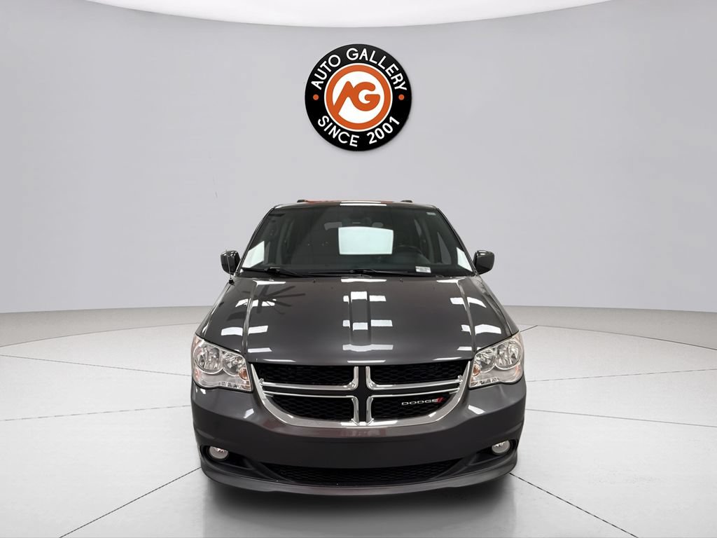 Used 2019 Dodge Grand Caravan SXT FWD image 8