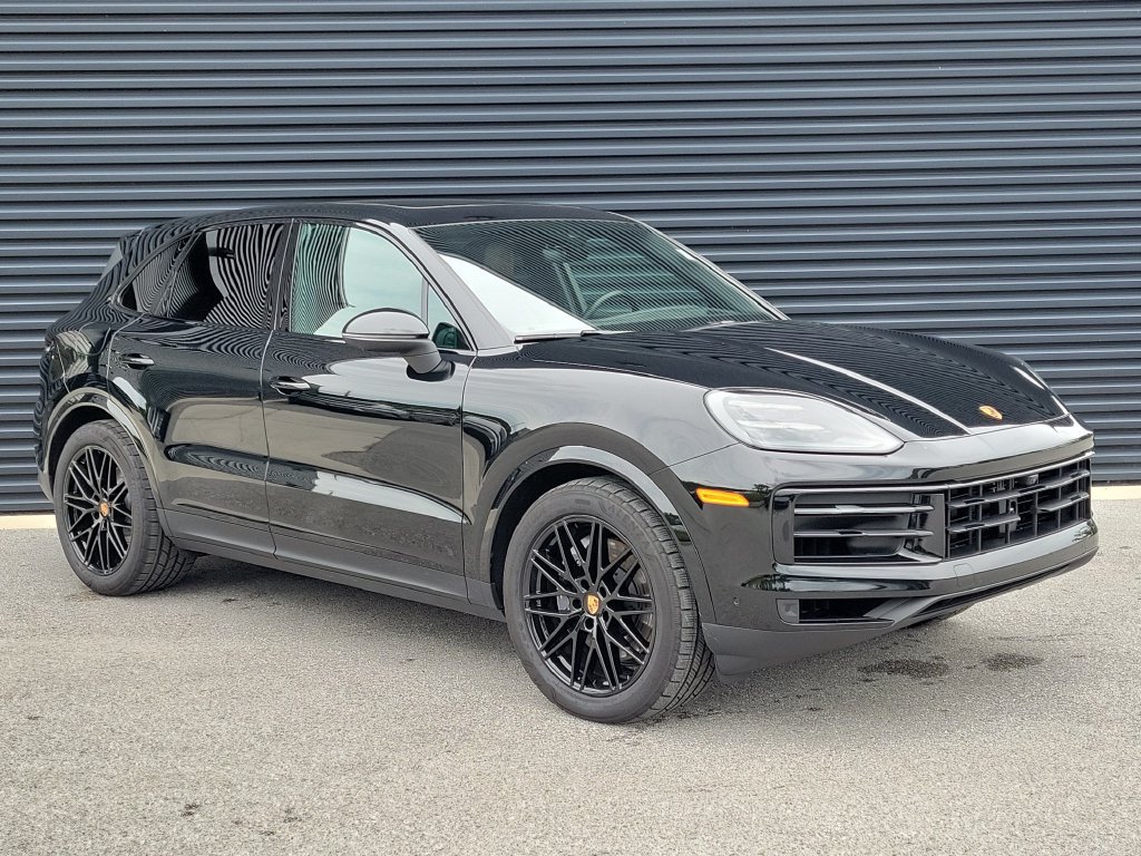 Certified 2026 Porsche Cayenne AWD/4WD image 9