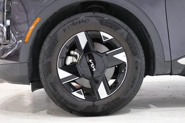 Used 2026 Kia Sportage LX FWD image 11