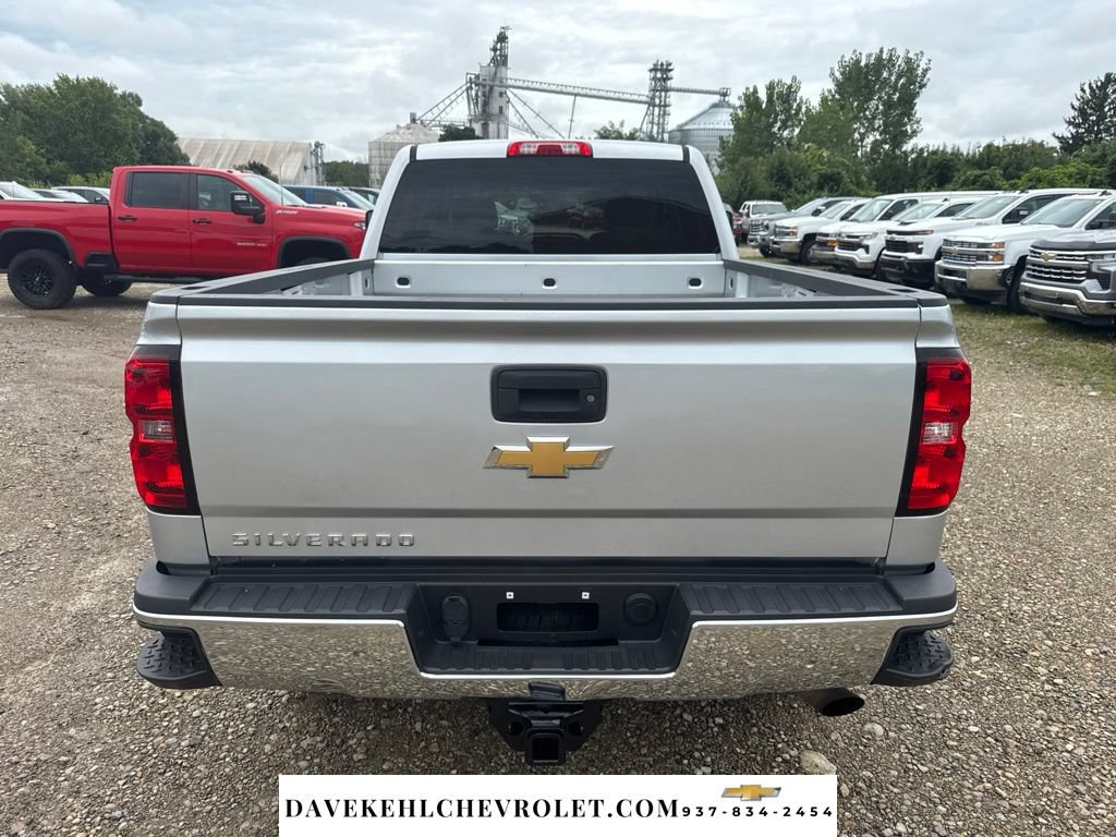 Used 2018 Chevrolet Silverado 3500 W/T w/ WT Convenience Package AWD/4WD image 4