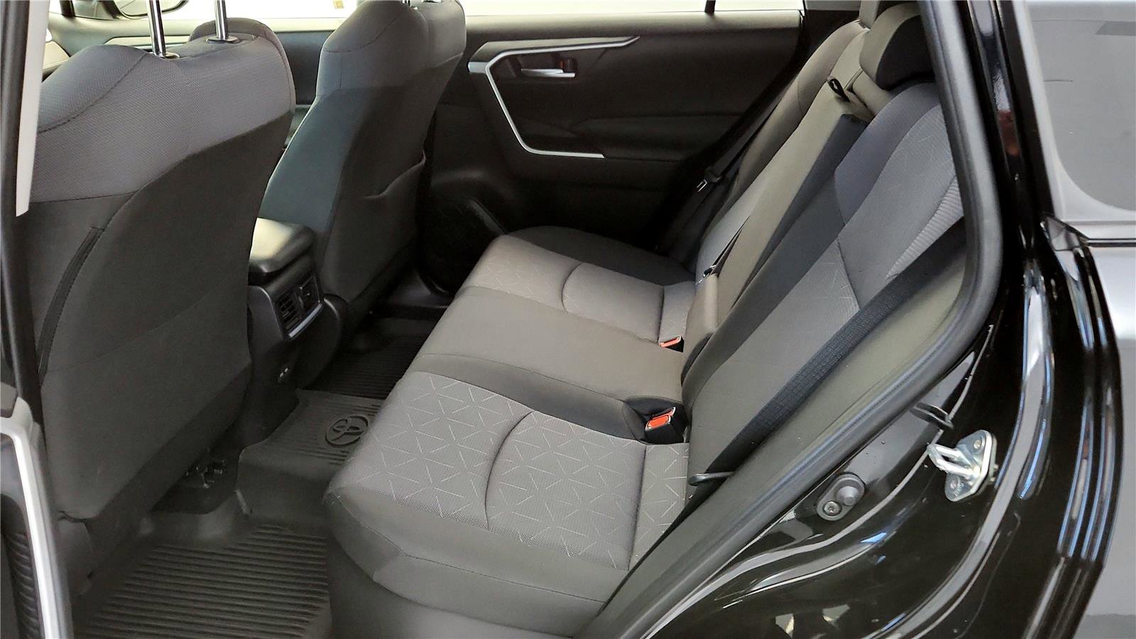 Certified 2025 Toyota RAV4 XLE image 24