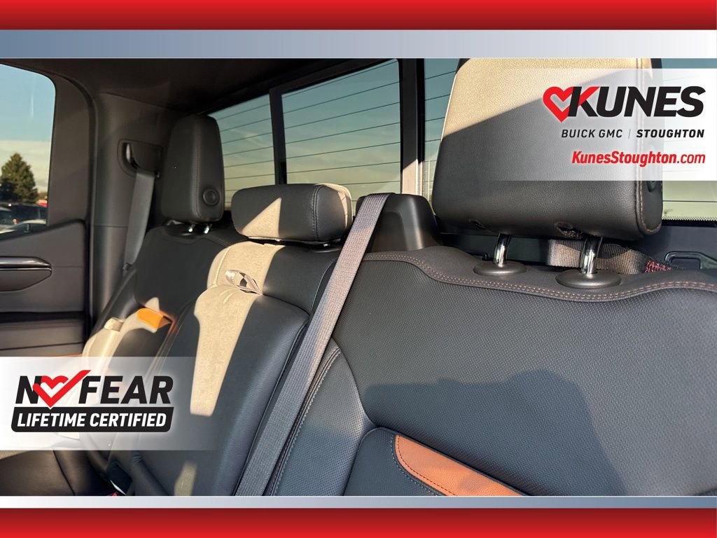 Used 2022 GMC Sierra 1500 AT4 w/ AT4 Preferred Package AWD/4WD image 41