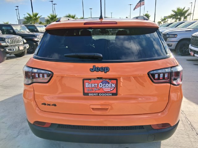 New 2026 Jeep Compass Latitude AWD/4WD image 6