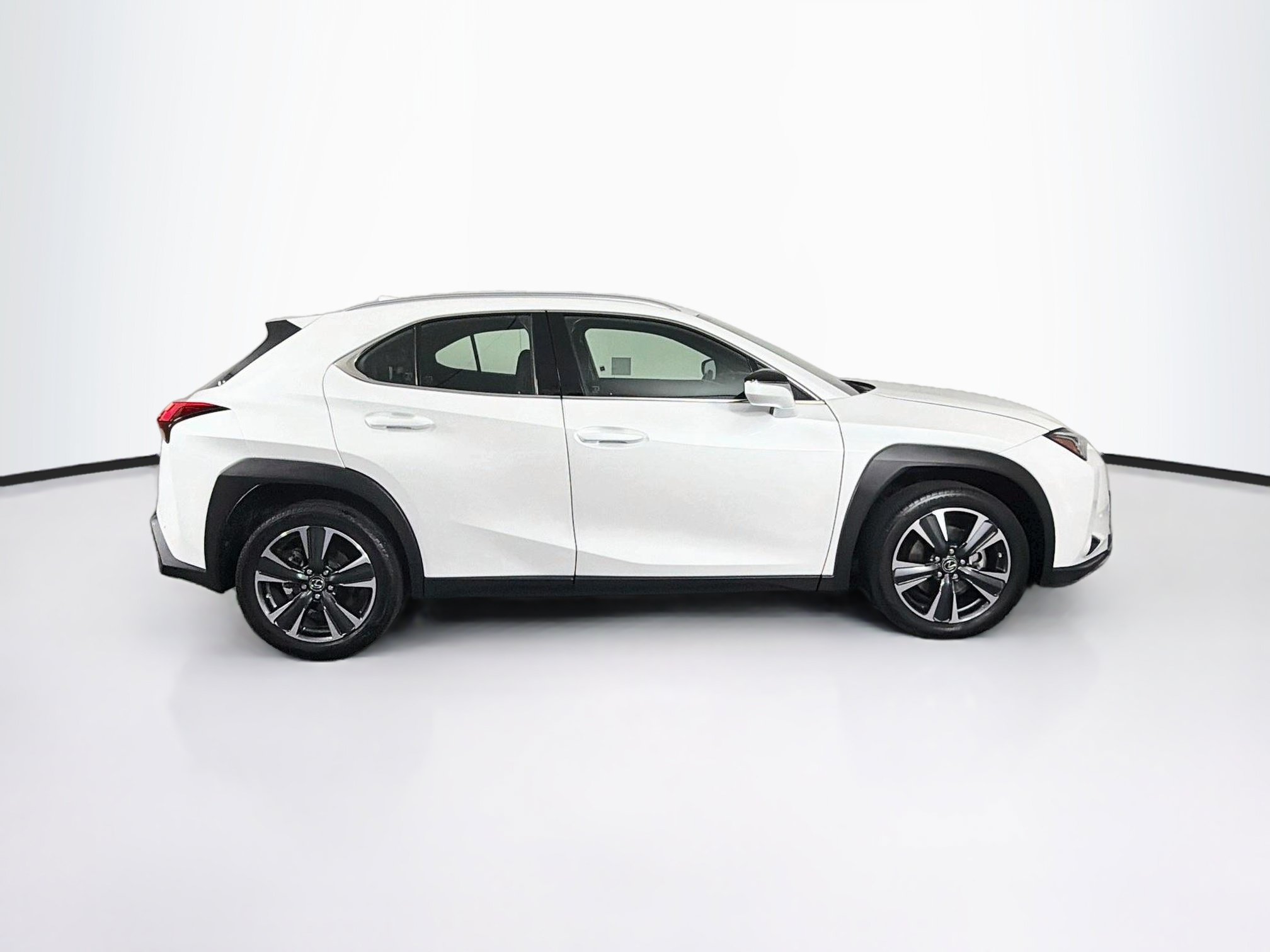 Used 2022 Lexus UX 200 w/ Accessory Package (Z2) FWD image 10