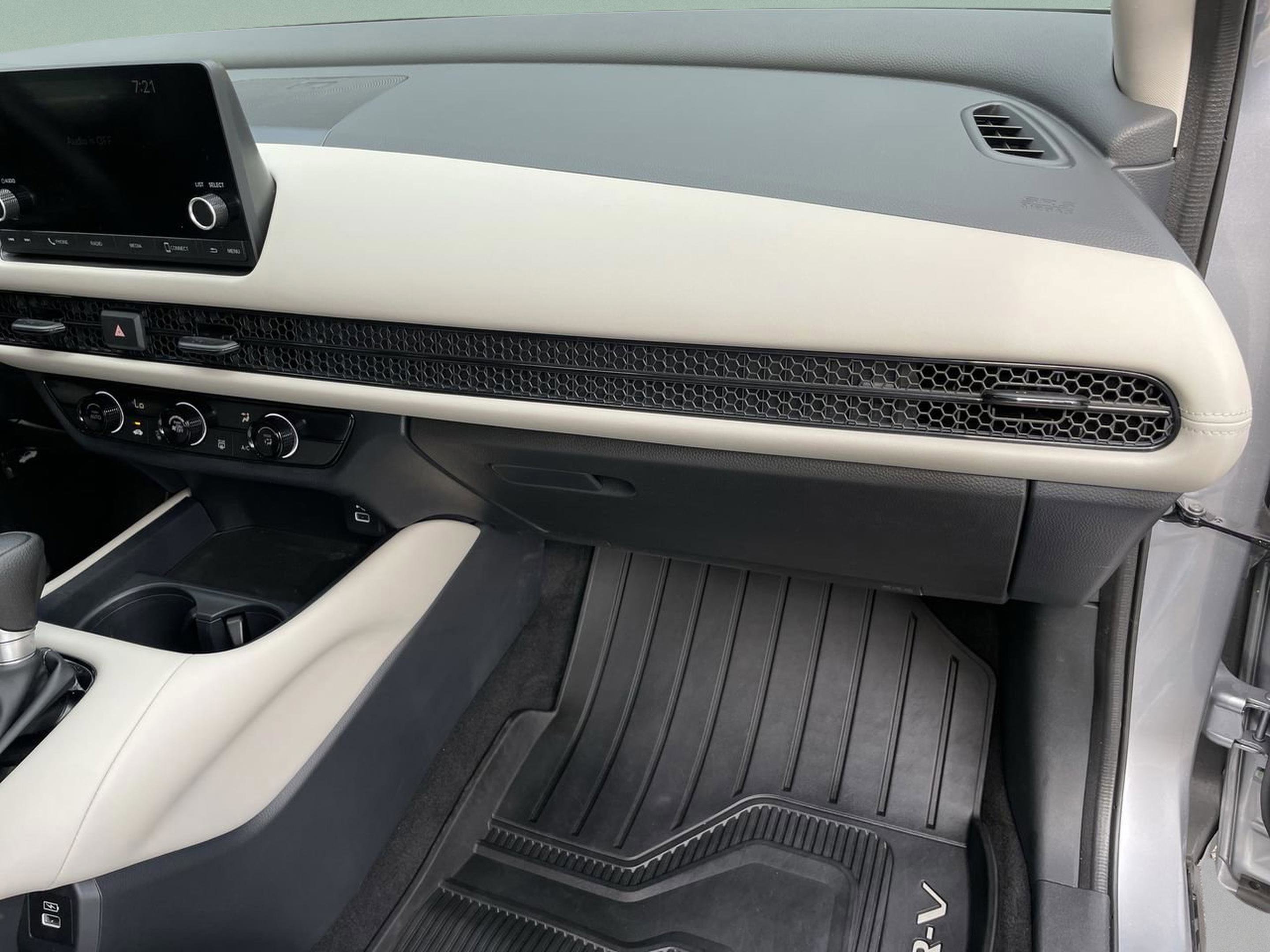 Certified 2023 Honda HR-V LX image 20