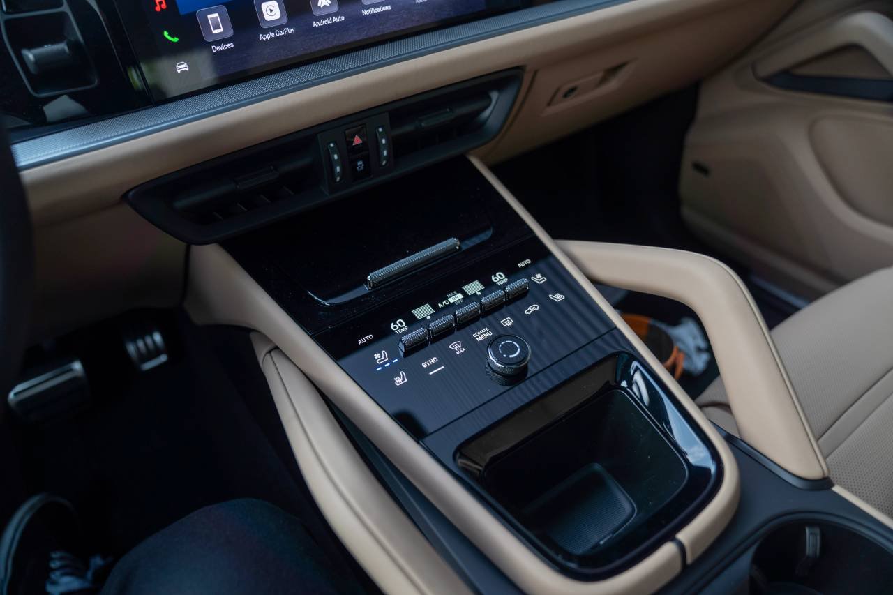 New 2026 Porsche Cayenne S AWD/4WD image 21