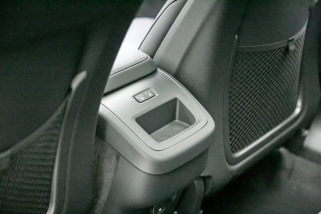 New 2026 Volvo XC60 B5 Core w/ Climate Package image 21