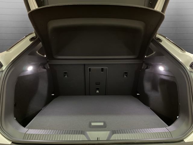 Used 2023 Volkswagen ID.4 Pro S image 79