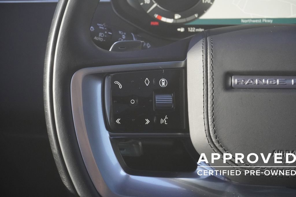 Used 2025 Land Rover Range Rover Long Wheelbase SE image 12