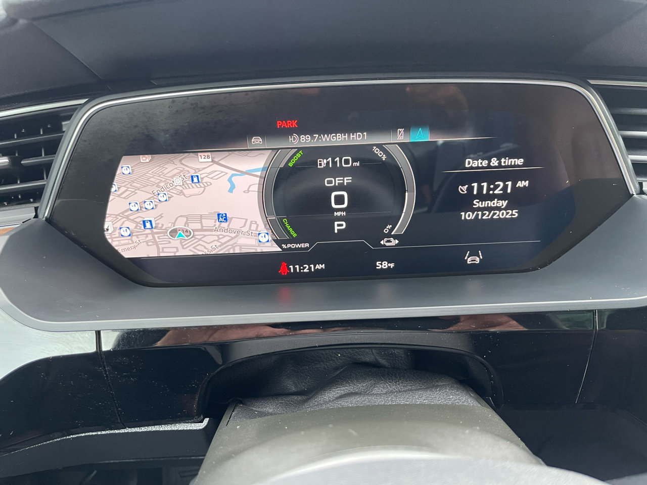 Used 2023 Audi e-tron Premium Plus w/ Premium Plus Package image 32