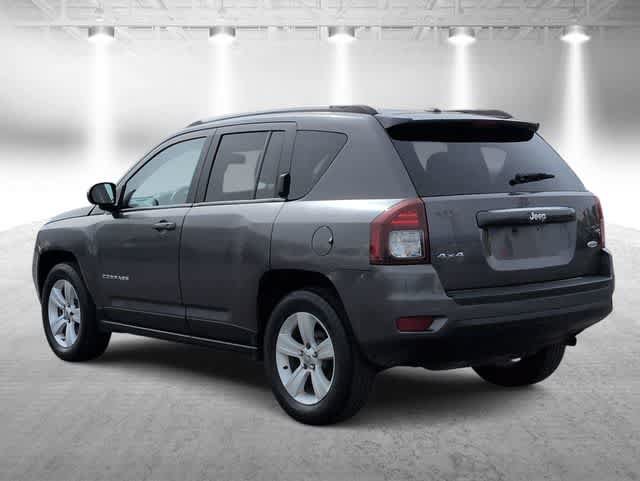 Used 2017 Jeep Compass Latitude AWD/4WD image 6
