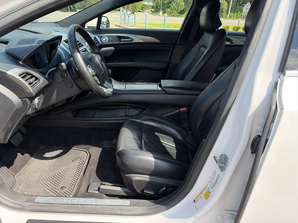 Used 2017 Lincoln MKZ Reserve w/ Luxury Package AWD/4WD image 10