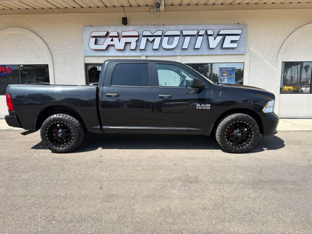 Used 2018 RAM 1500 Express RWD image 4