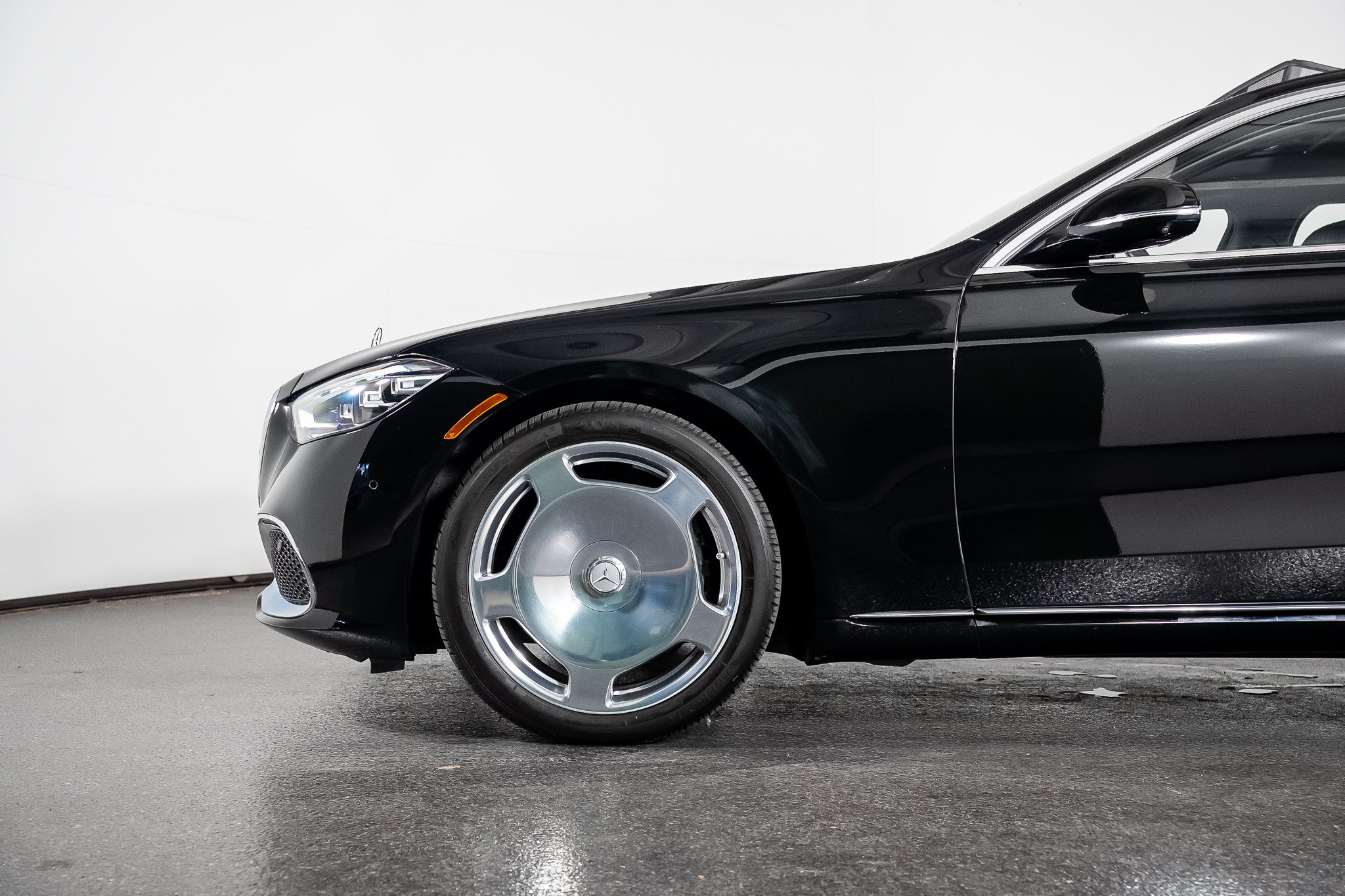 Used 2025 Mercedes-Benz Maybach S 580 4MATIC image 15
