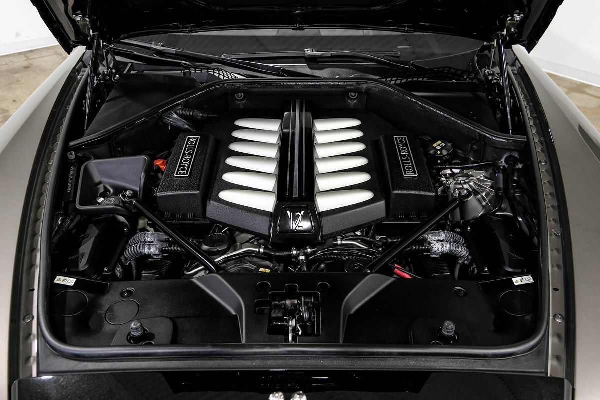 Used 2016 Rolls-Royce Wraith RWD image 50
