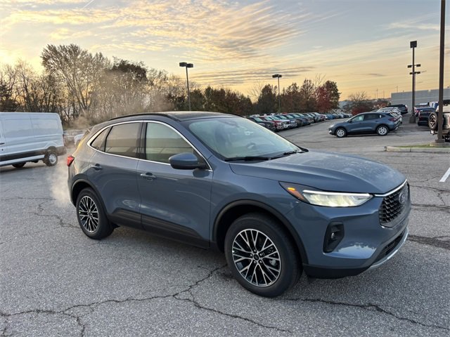 New 2026 Ford Escape SE image 28