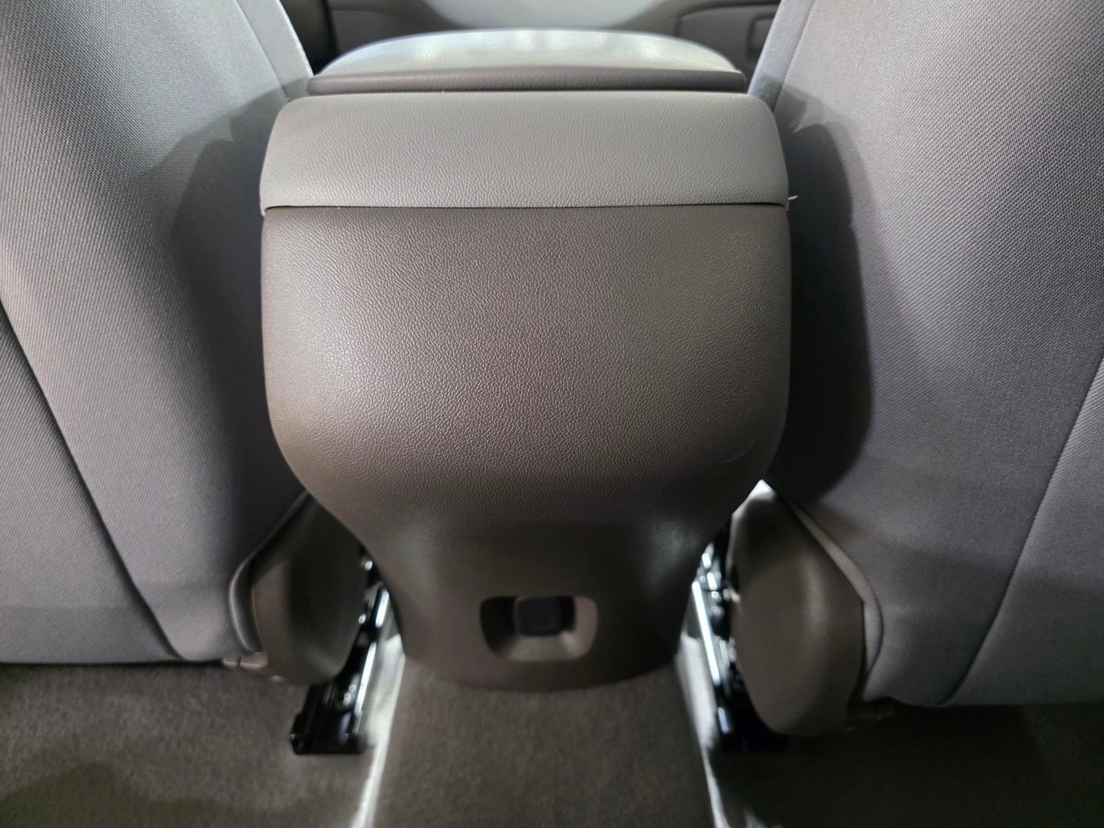 Used 2022 Chevrolet Malibu LS FWD image 16