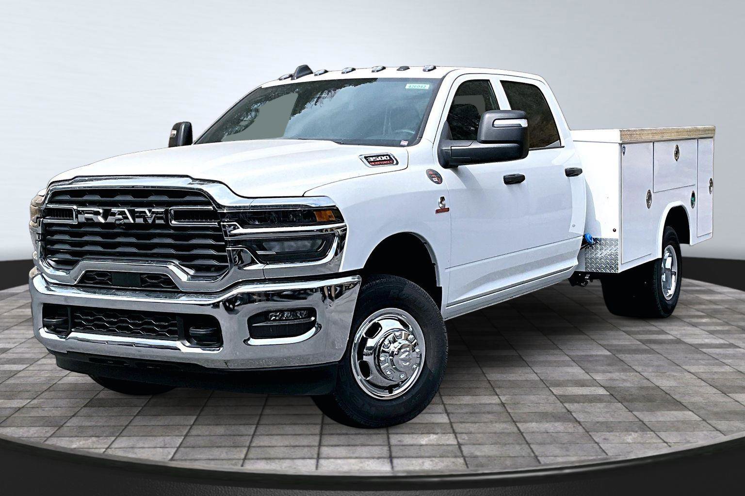 New 2026 RAM 3500 Tradesman w/ Chrome Appearance Group A AWD/4WD image 2