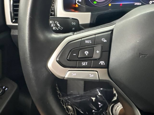 Used 2023 Volkswagen Atlas SEL AWD/4WD image 38