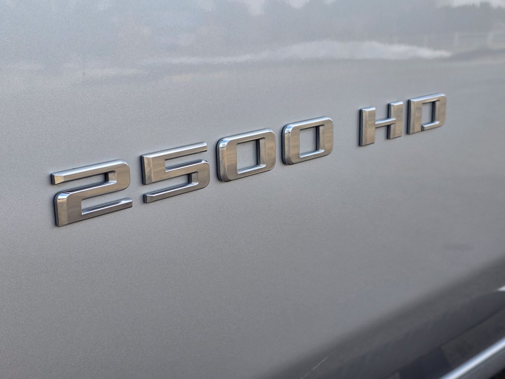 Used 2020 Chevrolet Silverado 2500 LTZ w/ Gooseneck/5TH Wheel Package AWD/4WD image 10