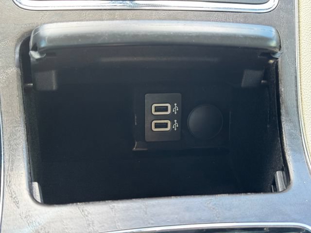 Used 2018 Lincoln Continental Reserve AWD/4WD image 34