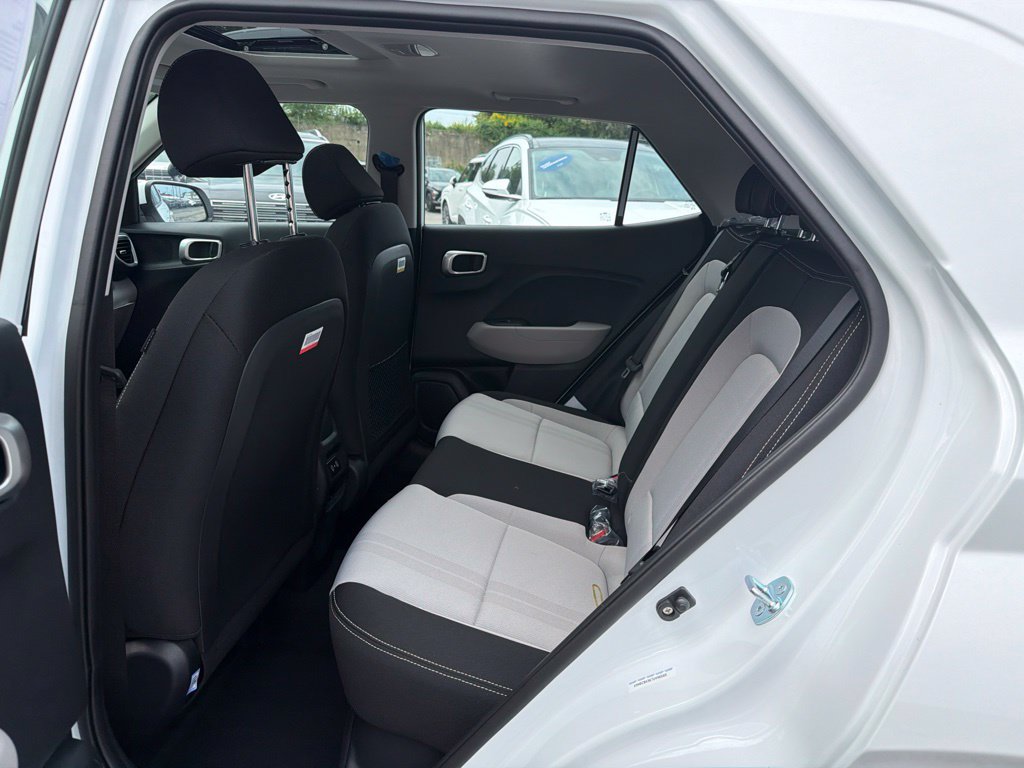 New 2026 Hyundai Venue SEL FWD image 16