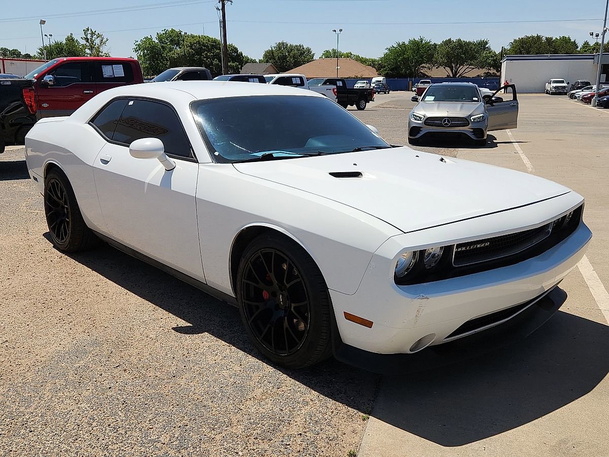Used 2012 Dodge Challenger SRT8 RWD image 4