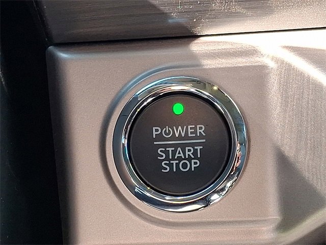 Used 2023 Ford F150 Lightning Pro image 21