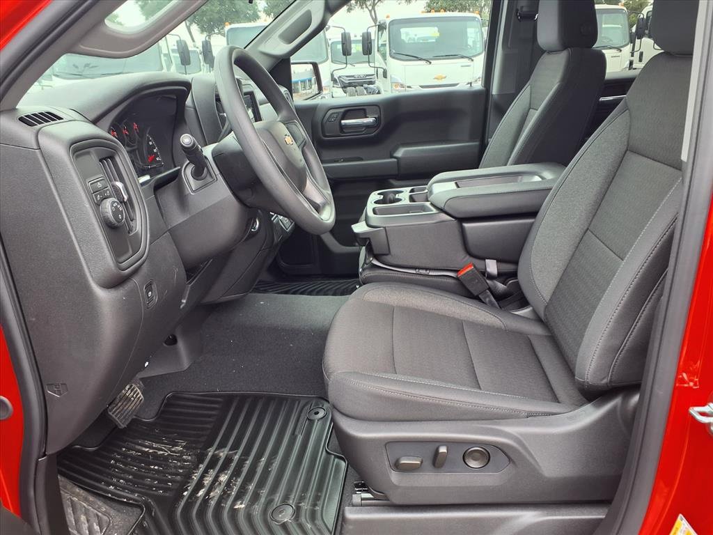 New 2026 Chevrolet Silverado 1500 Custom image 6