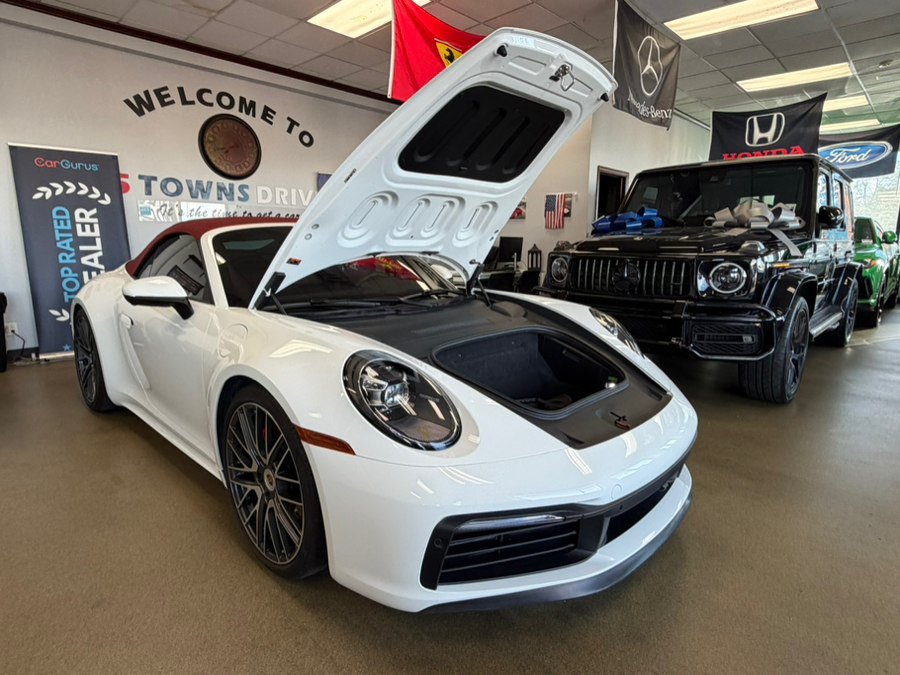 Used 2024 Porsche 911 Carrera 4S AWD/4WD image 52