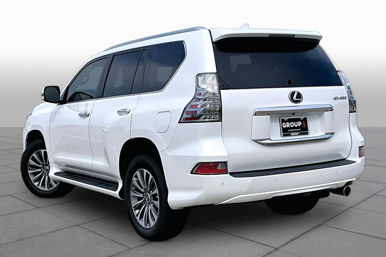 Used 2020 Lexus GX 460 Luxury w/ Accessory Package AWD/4WD image 12