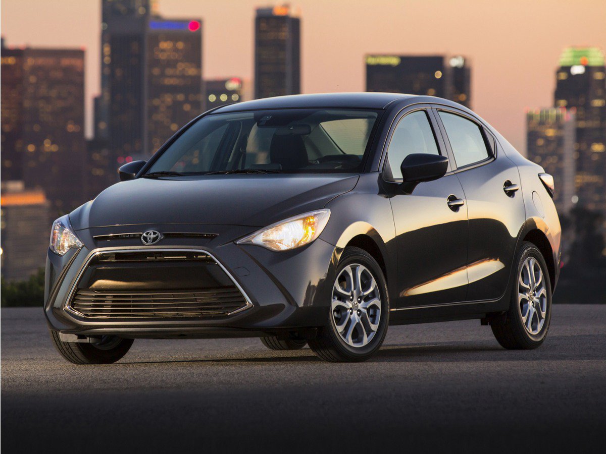 Used 2018 Toyota Yaris iA FWD video 1